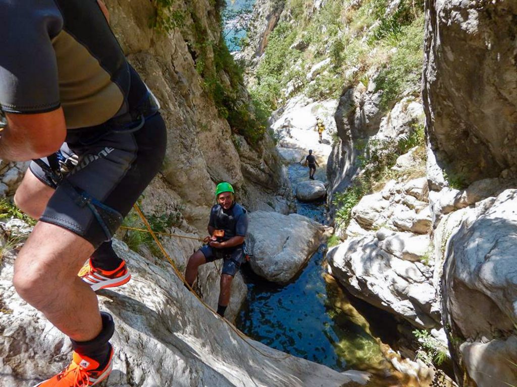 activities-canyoning-skurda-montenegro